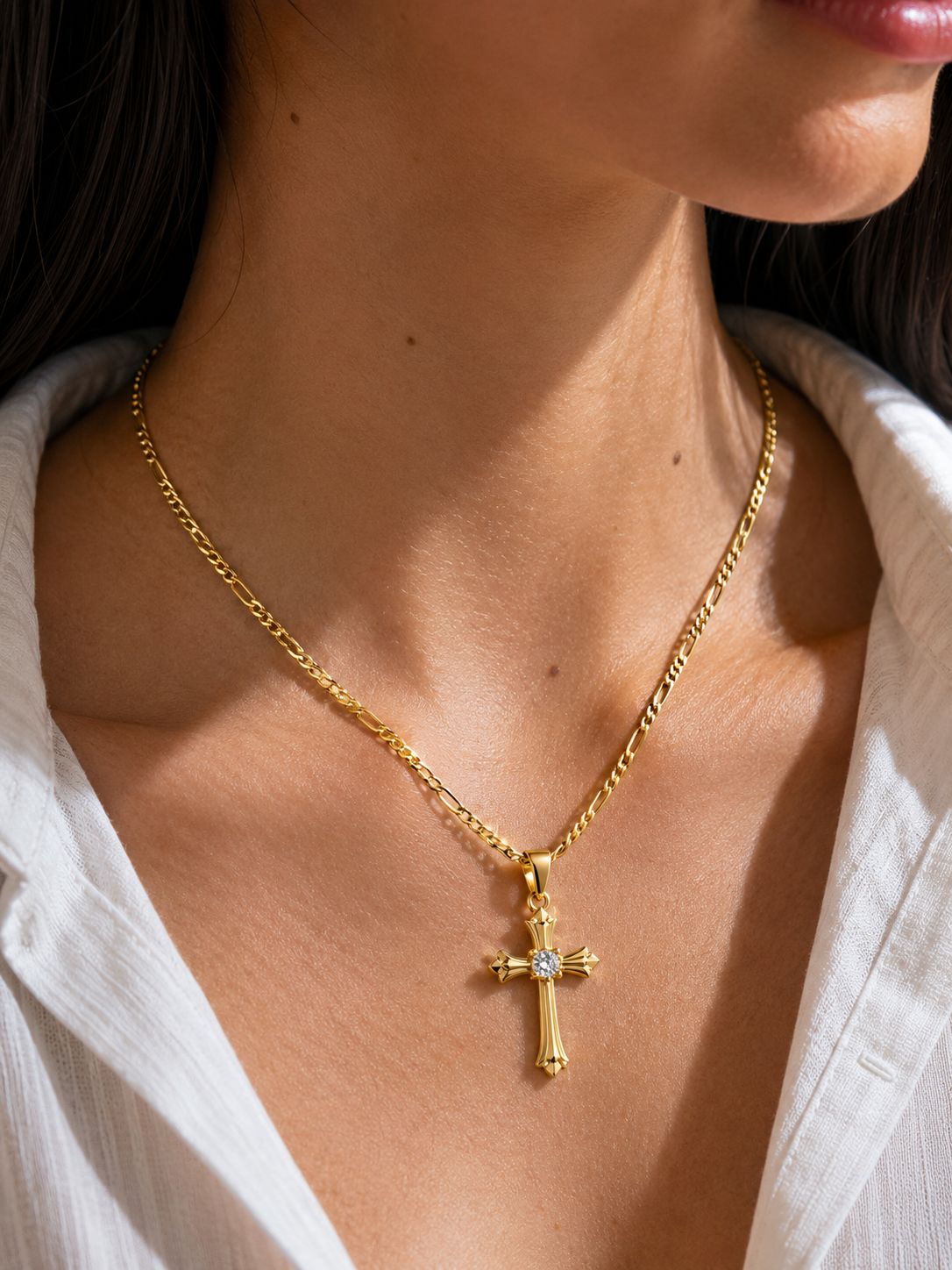 CADENA CARTIER + DIJE CRUZ PIEDRA - Mujer